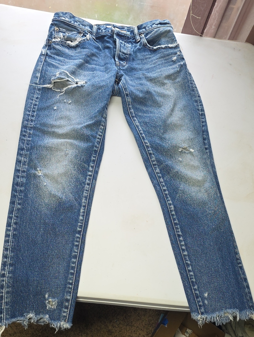 Moussy Jeans Cotton Dark Wash Distressed Raw Hem Button Fly Ankle Tapered 27